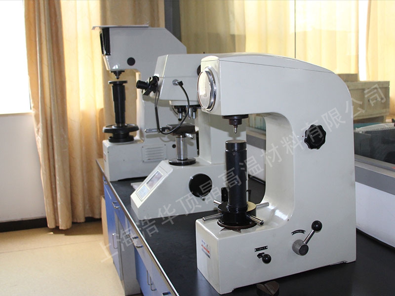 布氏硬度计、维氏硬度计、洛氏硬度计